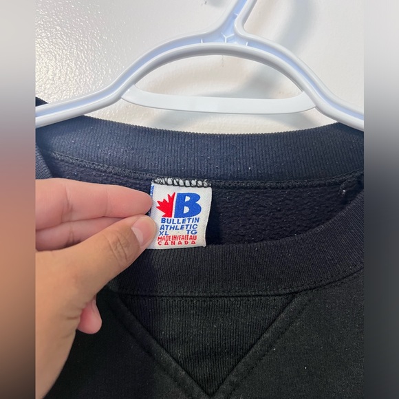 1992Los Angeles Kings sweatshirt
Size: Adult XLarge
Acceptable used condition - Picture 2 of 5